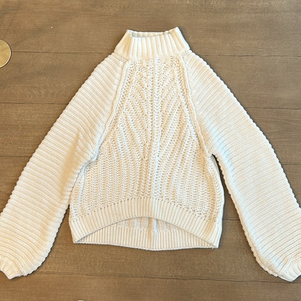 Free People Sweetheart Knit High/Low Chunky Mock Neck Sweater- small